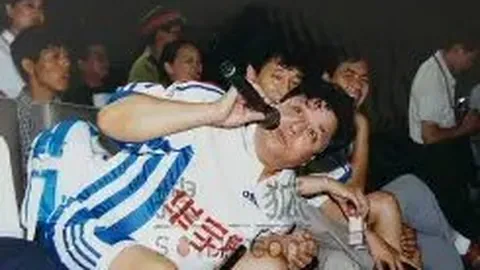 比勒菲尔德德丙豪强半场领跑勒沃库森，德国杯半决赛悬念迭起！